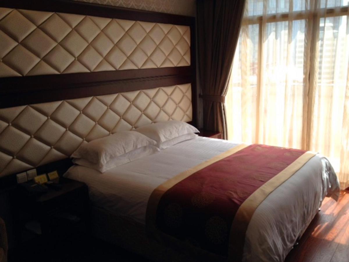 Seventh Heaven Hotel Shanghai Exterior photo