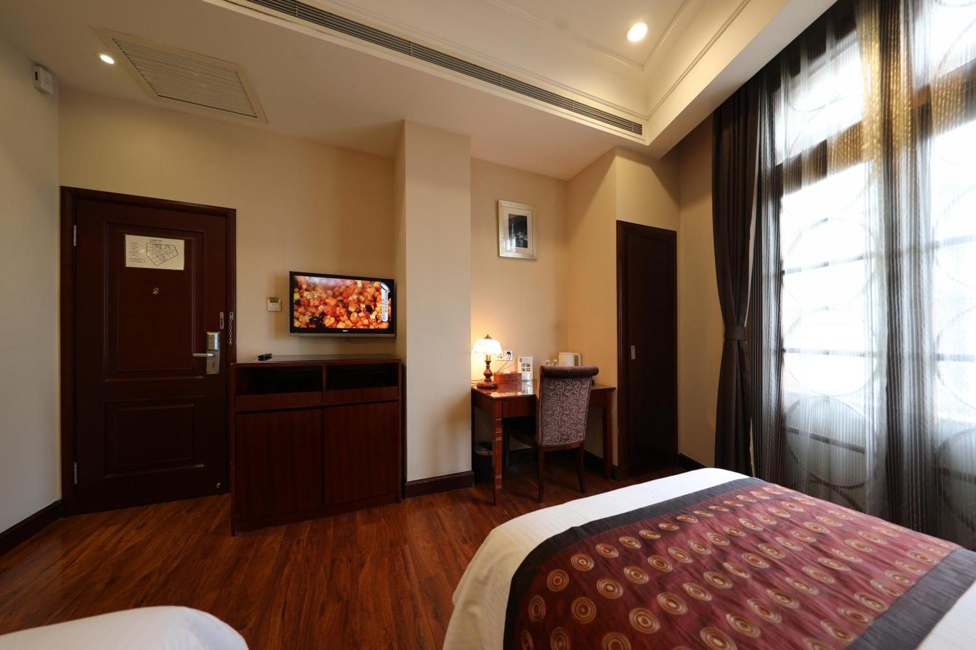 Seventh Heaven Hotel Shanghai Exterior photo