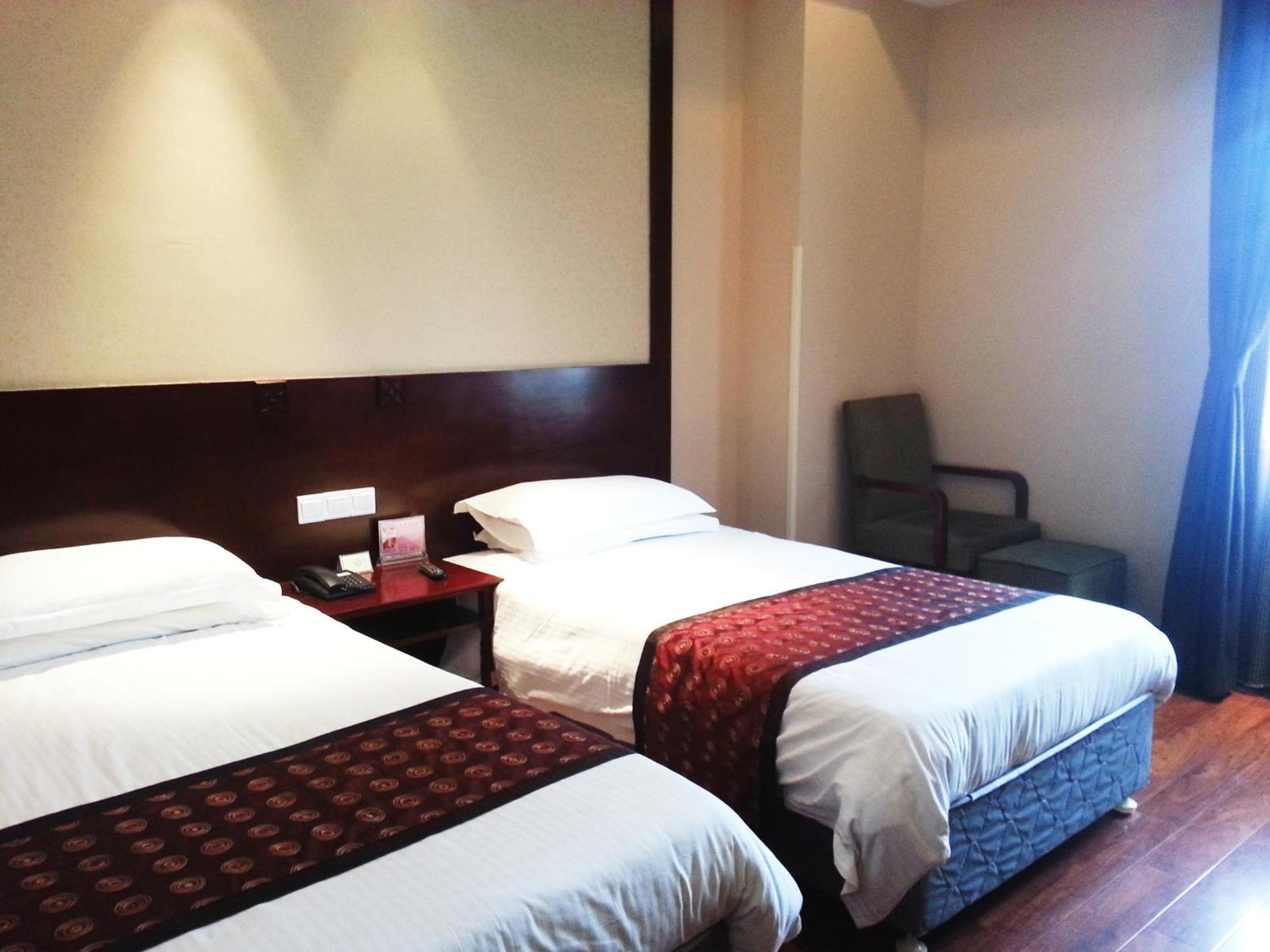 Seventh Heaven Hotel Shanghai Exterior photo