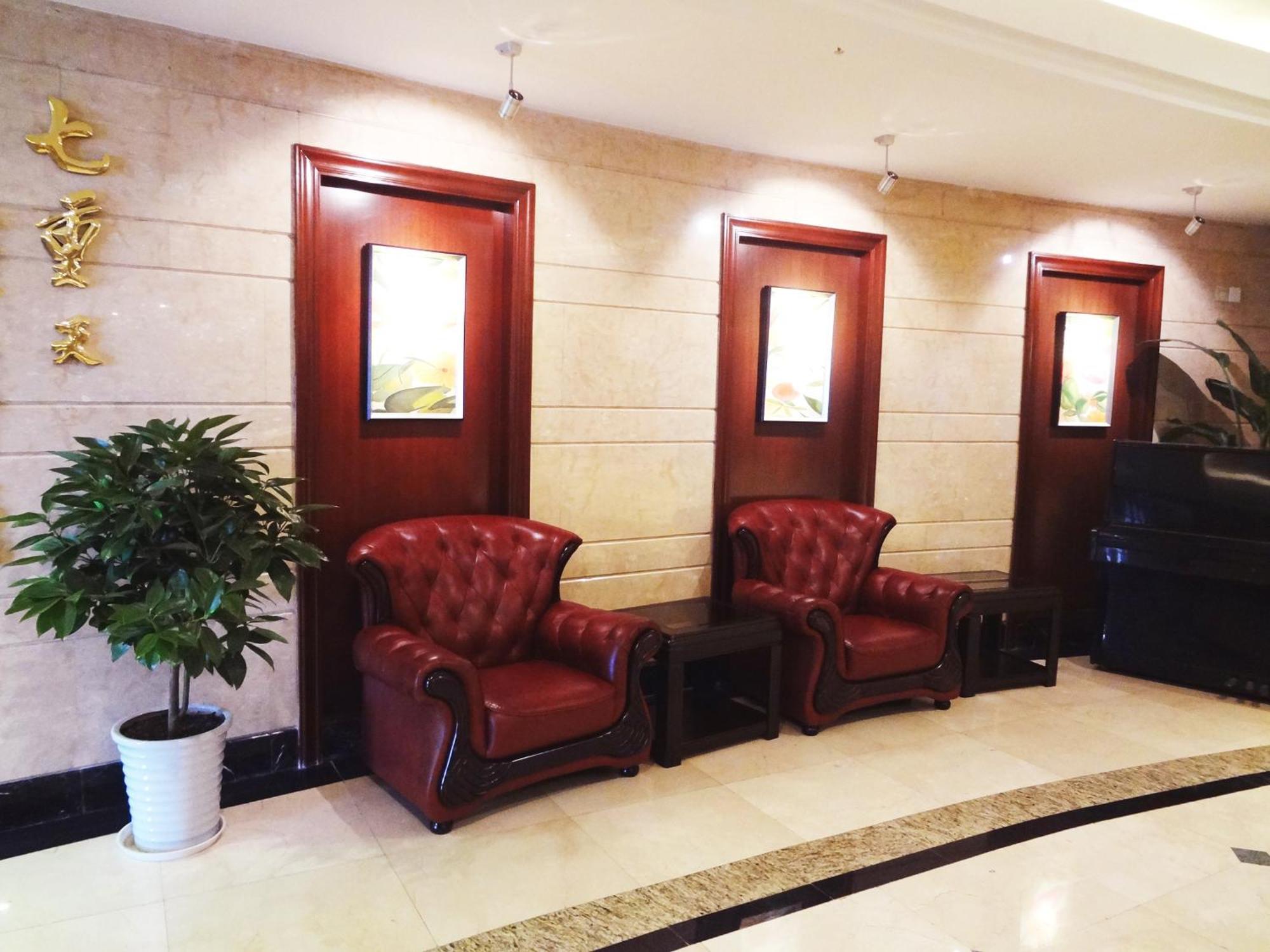 Seventh Heaven Hotel Shanghai Exterior photo